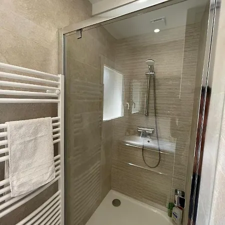 Le Rouet : Superbe T2 Neuf Apartment Carry-le-Rouet